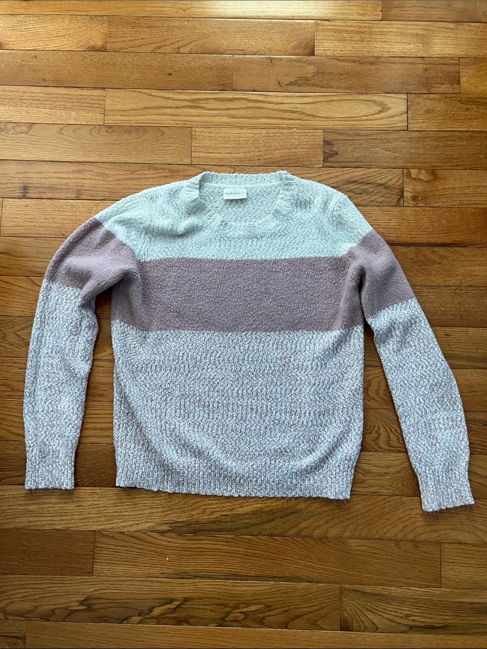Mia & Tess Women’s Pink and White Crewneck Sweater - XL